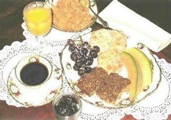 Cat's Meow Bed & Breakfast4