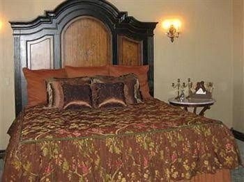 Cat's Meow Bed & Breakfast0