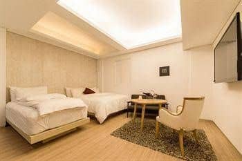 Smart Tourist Hotel Smart Tourist Hotel