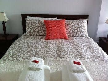 Corinella On The Esplanade Bed & Breakfast Corinella On The Esplanade Bed & Breakfast