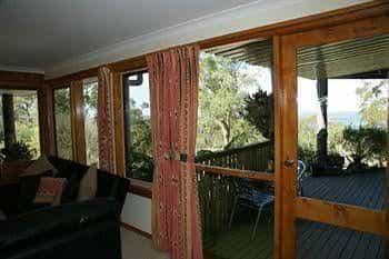 Bed in the Treetops Bed & Breakfast