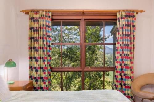 One-Bedroom Retro Cottage - 5