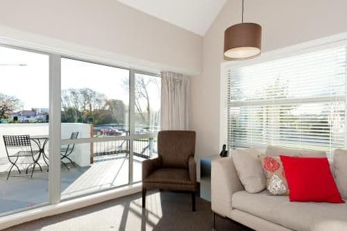 One-Bedroom King Suite with Spa Bath