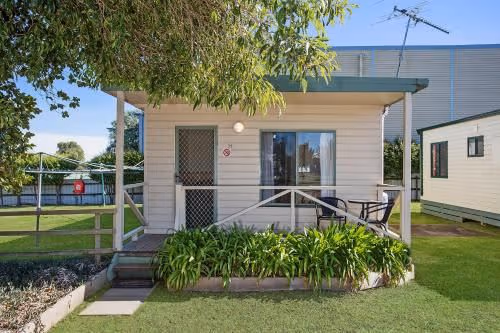 Three-Bedroom Family Cabin