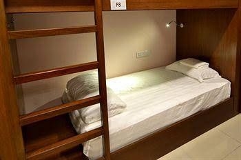 Sri Packers Hotel4