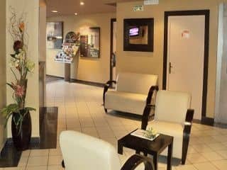 Park & Suites Confort Aix-La Duranne Park & Suites Confort Aix-La Duranne