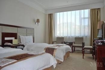 Lvliang Double Yu The Holiday Hotel2