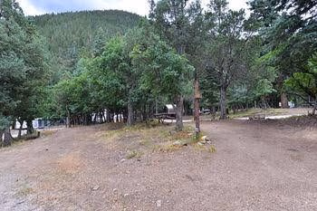 Cutty's Hayden Creek Resort - A Cruise Inn Park0