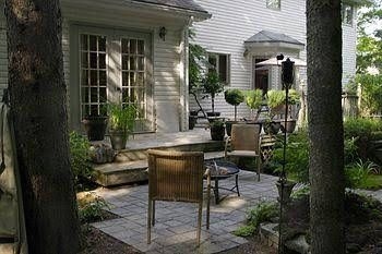 Blue Forest Lane Bed and Breakfast3
