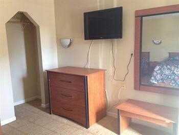Luxury Inn3