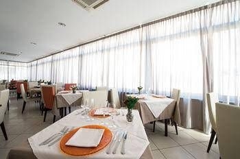 Hotel La Marina2