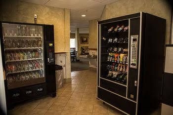 Boulder Creek Inn0