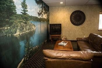 Boulder Creek Inn1