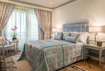 Palazzo Versace Dubai1