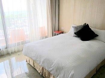 Mini Summer Hostel1