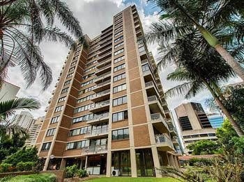 Gardens Apartments Brisbane4