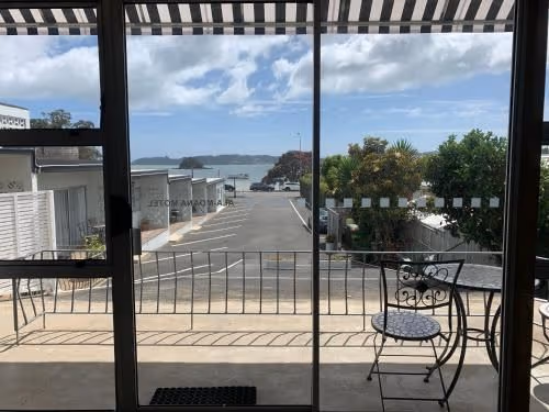 One-Bedroom Apartment with Sea View