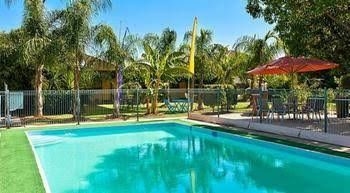 Sanctuary Park Motel3