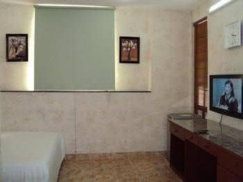 Huong Trinh Hotel Huong Trinh Hotel