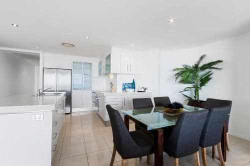 Deluxe Two-Bedroom Apartment with Ocean View