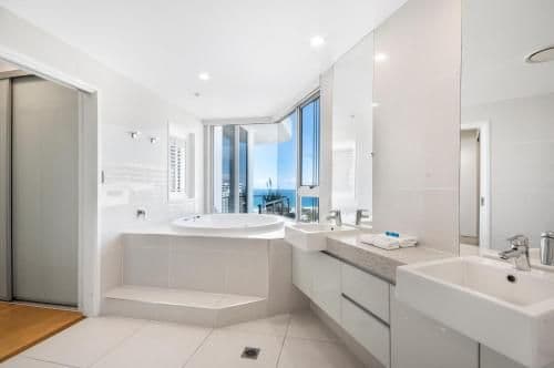 Superior Penthouse Apartment with Ocean View