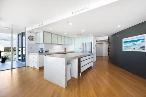 Superior Penthouse Apartment with Ocean View