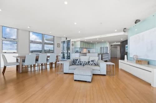 Superior Penthouse Apartment with Ocean View