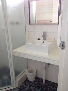 บานาน่าทาวน์ โมเต็ล (Bananatown Motel)3
