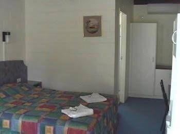 El Paso Motel2