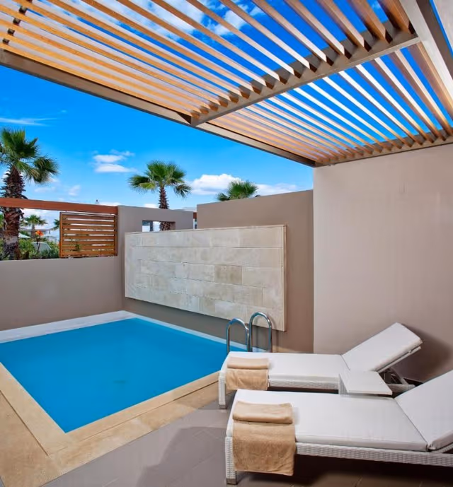 Double or Twin SUPERIOR WITH PRIVATE POOL