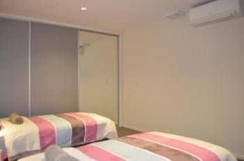 M&Y Guest House (Christchurch Airport) M&Y Guest House (Christchurch Airport)