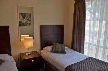 Riverview Resort0