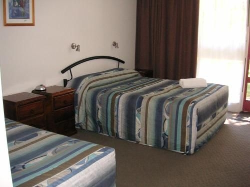 Warrina Motor Inn3