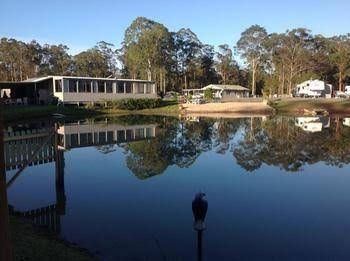 Australian Motor Homes Tourist Park0