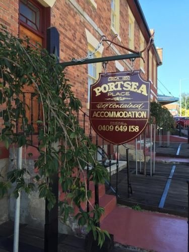 Portsea Place0