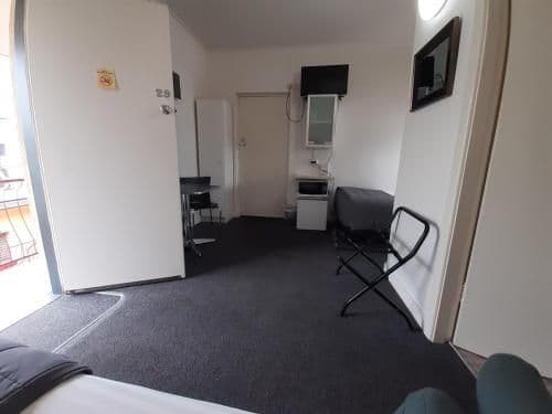 Standard Single or Twin Room