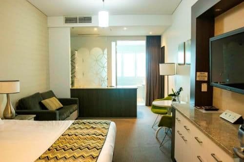 Deluxe Suite with Spa Bath