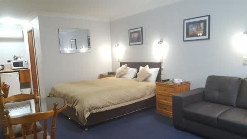 Executive Queen Room