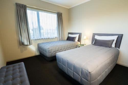 Premier One-Bedroom Suite with Spa Bath