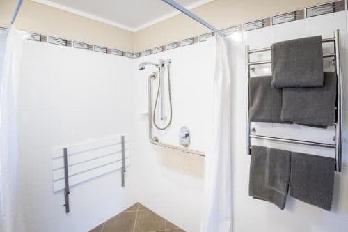 One-Bedroom Suite - Disability Access