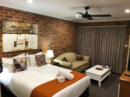 Queen Room
