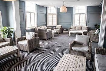 โรงแรมคราวน์ ซูร์รี ฮิลส์ (Crown Hotel Surry Hills)2