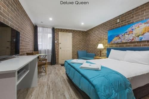 Classic Queen Room