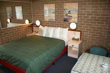 Grand Manor Motor Inn - Queanbeyan