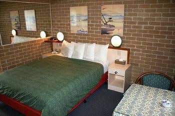 Grand Manor Motor Inn - Queanbeyan Grand Manor Motor Inn - Queanbeyan