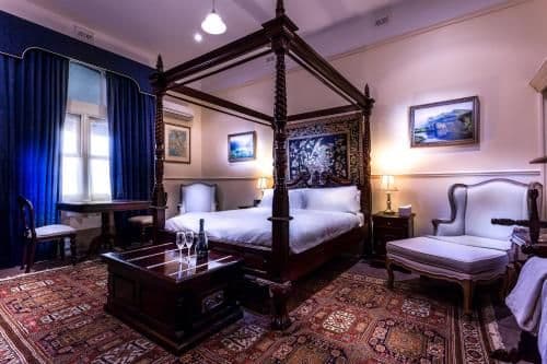 Queen Room with Sea View - English