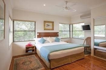 Central Coast Cottages at Toowoon Bay3