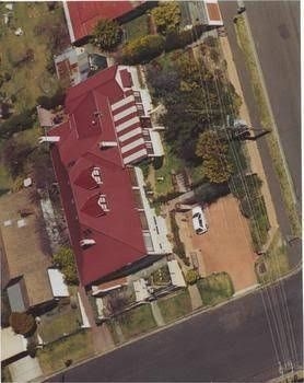 Sirens Bed & Breakfast0