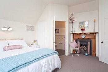 Milton House2