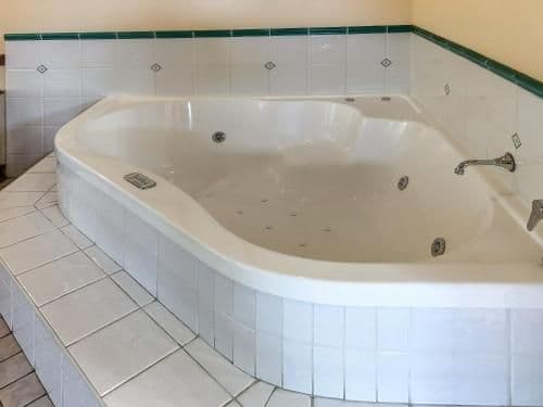 Executive Suite with Spa Bath